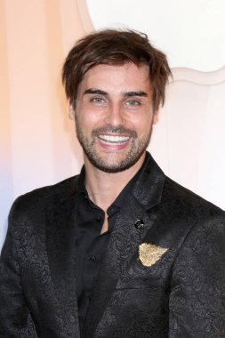 LOS ANGELES - SEP 14: Stephen Manas 14 Eylül 2025 'te Ysabel' deki AppleTV + Post Emmy Party 'de Batı Hollywood, CA