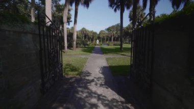 Brookgreen Gardens, Myrtle Beach, Güney Carolina, ABD, Temmuz 2016 dev oaks