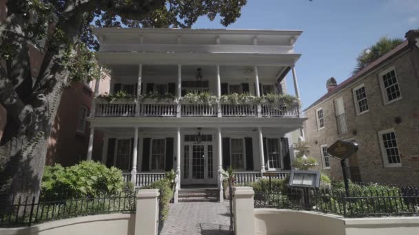 Gyarmati Stílusú Villák Történelmi Épületek Belvárosában Charleston South Carolina South — Stock videók