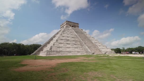 Chichen Itza Maya Pyramid Historical Ruins Ancient Civilization Maya Castillo — Stock Video