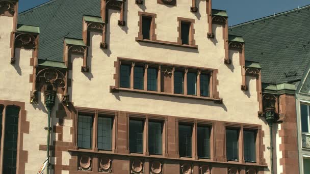 Středem Starého Města Frankfurt Roemer Místo Radnicí Pani Spravedlnost Místě — Stock video