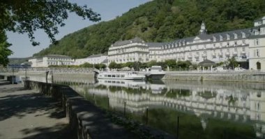 Bad Ems nehir Lahn, Almanya, Avrupa, Roma kaynakta bulunan şifa bir spa Ağustos 2016 olduğunu.