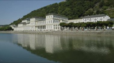 Bad Ems nehir Lahn, Almanya, Avrupa, Roma kaynakta bulunan şifa bir spa Ağustos 2016 olduğunu.