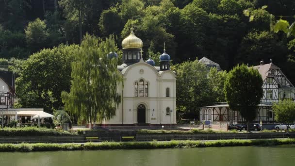 Rosyjski Chappel Bad Ems Jest Lecznicze Spa Rzymskim Źródła Rzeki — Wideo stockowe