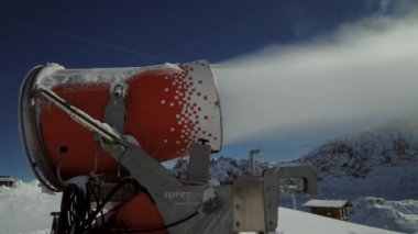 Modern kar topu, Avrupa Alpler, Avusturya