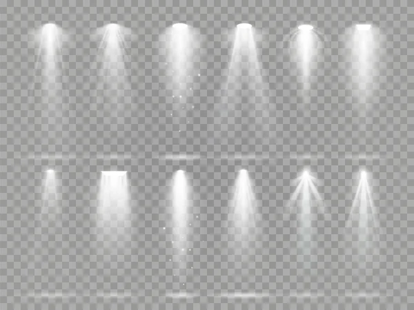 Proyector de iluminación brillante haces en el escenario del teatro. Los rayos de los reflectores de estudio, proyector blanco y luces de reflector vector conjunto — Vector de stock