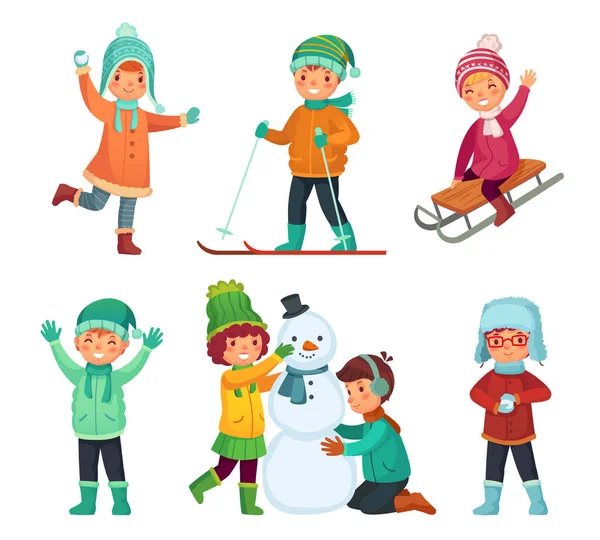Niños de dibujos animados de invierno. Los niños juegan en las vacaciones de invierno, trineo y hacer muñeco de nieve. Infantil caracteres vector conjunto — Archivo Imágenes Vectoriales