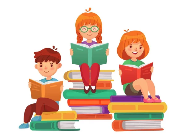 Παιδιά που κάθονται σε στοίβες βιβλίων και διαβάζουν λογοτεχνία. Αγόρι και κορίτσια μαθαίνουν ή σπουδάζουν. Σχολική εκπαίδευση — Διανυσματικό Αρχείο