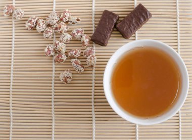 Çay, bal, susam ile fıstık. Şeker. Fotoğraf