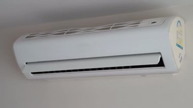 Zaman atlamalı, Klima çalışıyor