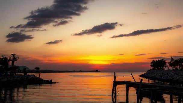 时间的流逝 傍晚大海中的日落气氛 — 图库视频影像