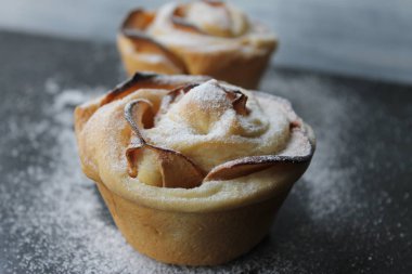 elma ile pişirme mantar