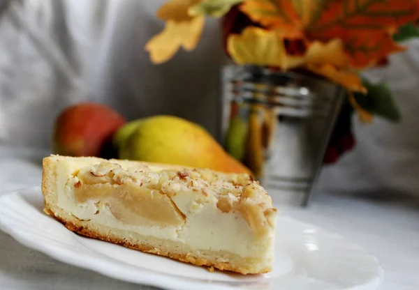 cottage cheese and pear pie