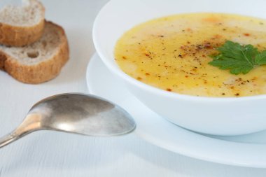 kase sebze çorbası püresi Peynir ve baharat ile