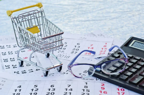 Wózek Zakupy Kalkulator Białym Tle — Zdjęcie stockowe