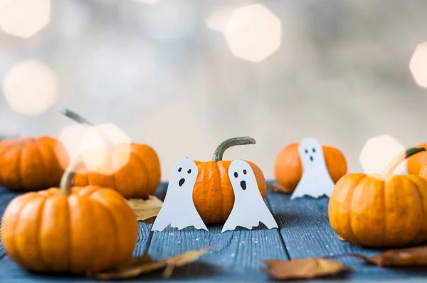 Calabaza Halloween Con Velas Fondo Bokeh Bodegón Rústico Otoño Con —  Fotos de Stock