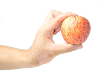 Adam Royal Gala elma el alerjisi isilik olduğunu tutan eller. Beyaz arka plan ve kırpma yolu izole.