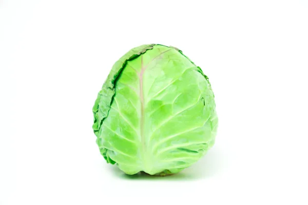 甘蓝结球甘蓝 是蔬菜新鲜分离含有高维生素 和许多营养素的白色背景和修剪路径 — 图库照片