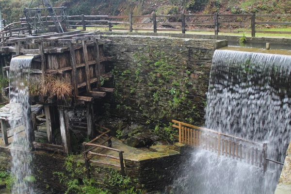 Belle Cascate Nel Museo Dei Mulini Acqua Nelle Asturie Spagna — Foto Stock