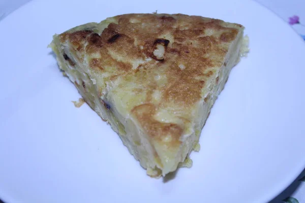 Omelette Pomme Terre Oignon Espagnol Sel Oeuf Cuisine Délicieux — Photo