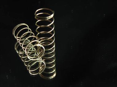 Metal yay yuvarlak sarmal yansıma elastik