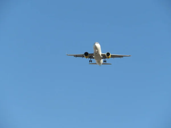 Belle Photo Avion Atterrissant Aéroport Prenant Terre — Photo