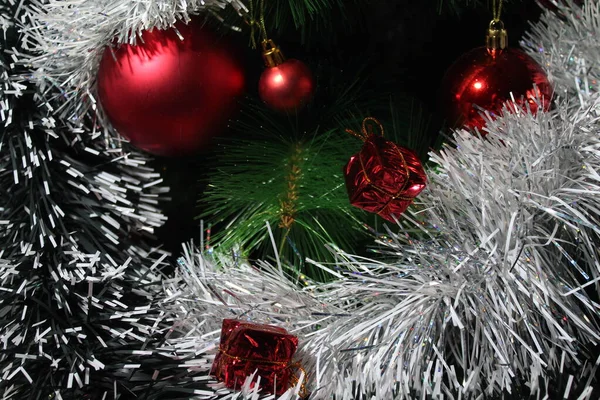 Belle Palle Dell Albero Natale Decorato Banchetto Regali Speciale — Foto Stock