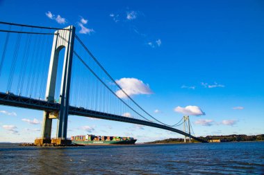 New York'ta Verrazano Köprüsü