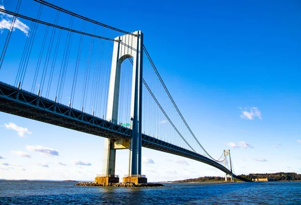 New York'ta Verrazano Köprüsü