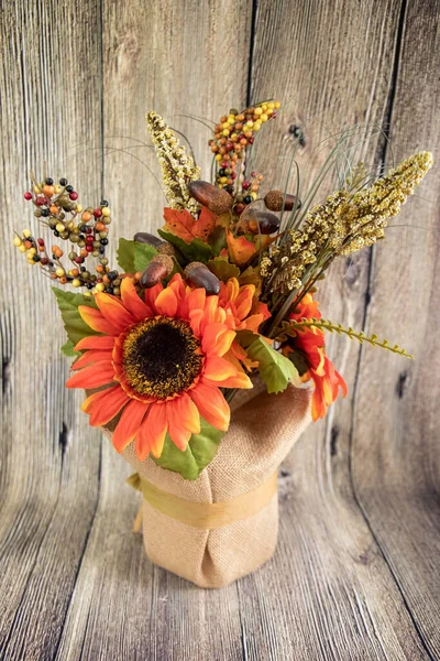 Red sunflowers isolated on the wood background — Stock Photo, Image