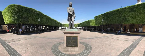 Queretaro City, Queretaro. Meksika. 2017. Meksika Liberator Vicente Guerrero bir parkta heykeli.