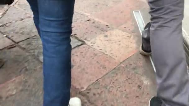 Mexikói Utcán Sétáló Láb — Stock videók