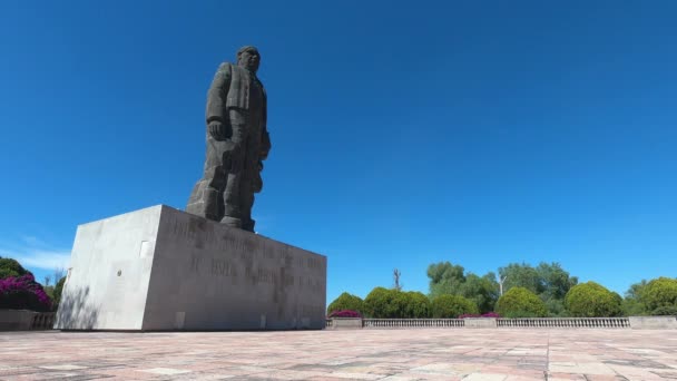 Statua Benito Juarez Nella Città Queretaro — Video Stock