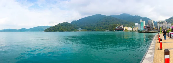 Soluppgång Sun Moon Lake Taiwan Med Båt — Stockfoto