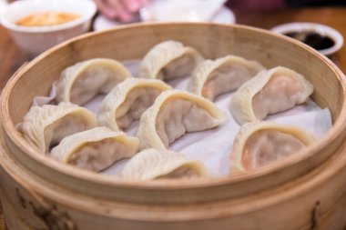 Gıda ile akış domuz böreği, Tayvan