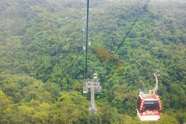 2017 Maokong 곤돌라 케이블 Maokong 곤돌라는 타이페이에서 곤돌라 리프트 시스템 — 스톡 사진