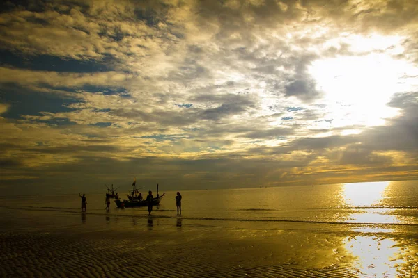 Alacakaranlık, Tayland Hua Hin adlı Beach görünümü
