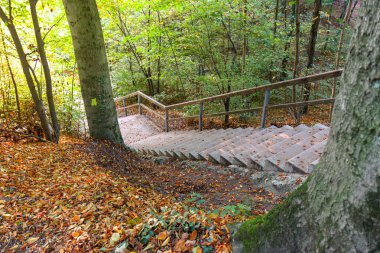 yapılan tepeye kadar yürümek