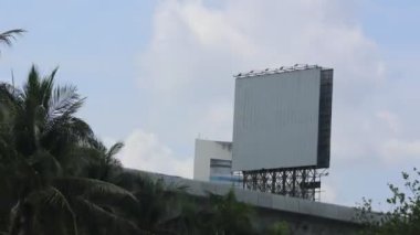 Zaman atlamalı reklam panosu doğrudan görünümünde bilgileriniz için hazır.