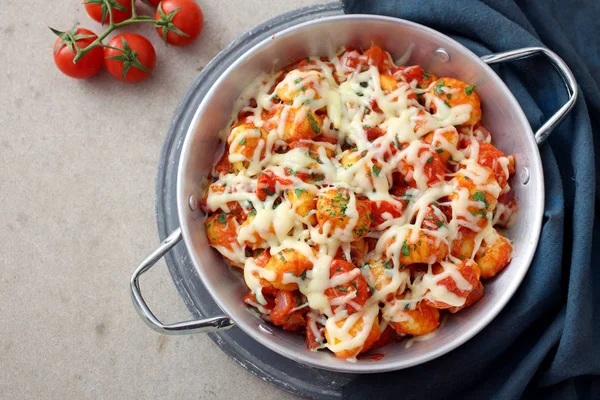 Gnocchi Met Tomatensaus Parmezaanse Kaas — Stockfoto