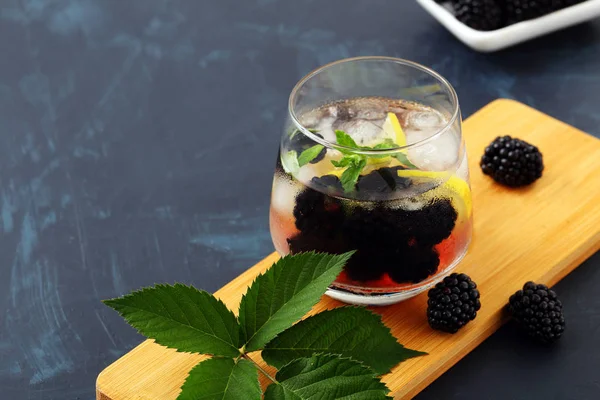 Blackberry Detox Vatten Och Smoothie — Stockfoto