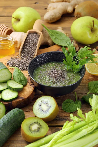 Tazón Desintoxicación Fresca Con Frutas Verduras Verdes —  Fotos de Stock