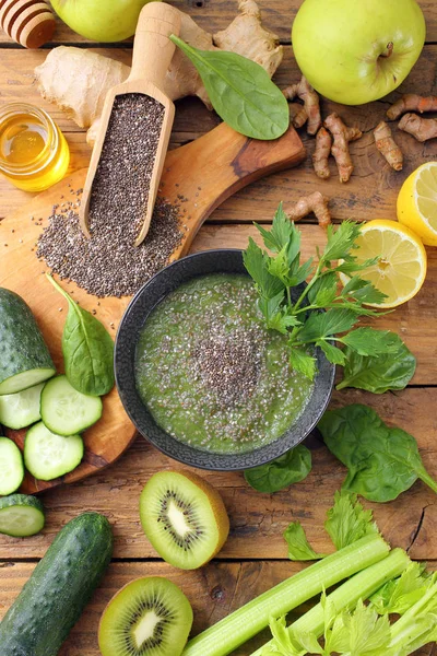 Tazón Desintoxicación Fresca Con Frutas Verduras Verdes —  Fotos de Stock