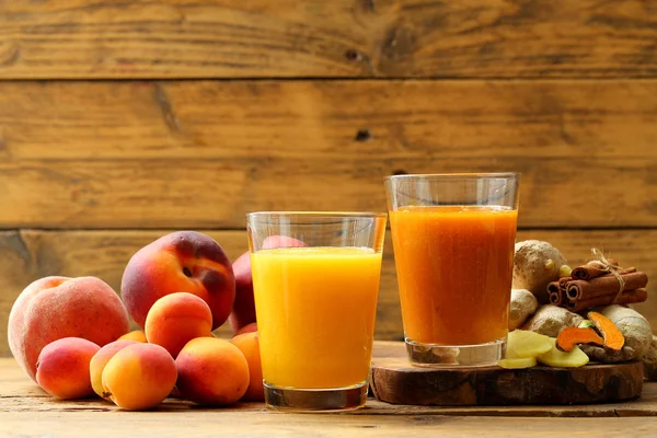Fruit Sap Met Vruchten Munt — Stockfoto