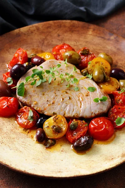 Vista Ravvicinata Del Delizioso Filetto Salmone Alla Griglia Con Verdure — Foto Stock