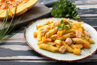 balkabağı ve etli makarna 