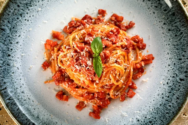 Italiensk Spaghetti Med Tomatsås Och Ost — Stockfoto