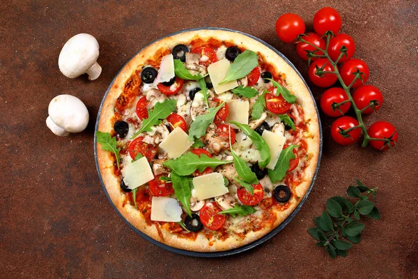 Leckere Pizza Von Oben Leckere Pizza Mit Zutaten Hintergrund — Stockfoto