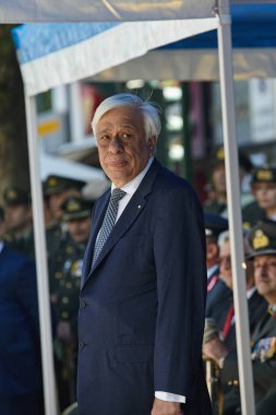 Alexandroupoli, Yunanistan-Mayıs 14, 2018:Greek Başkan Prokopis Pavlopoulos. Selebration Dedeağaç Bağımsızlık günü geçit.  