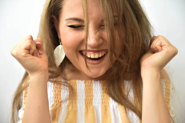 mutlu bir kızdır. Sanat yumuşak odak